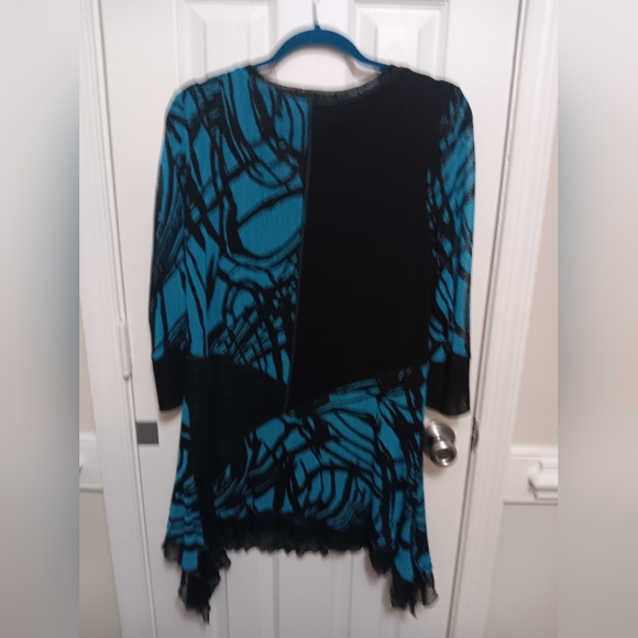 LIOR Ruffle blouse - Picture 3 of 8